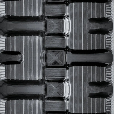 Mustang MTL16 Rubber Tracks | 320x86Tx52 — tread pattern close-up