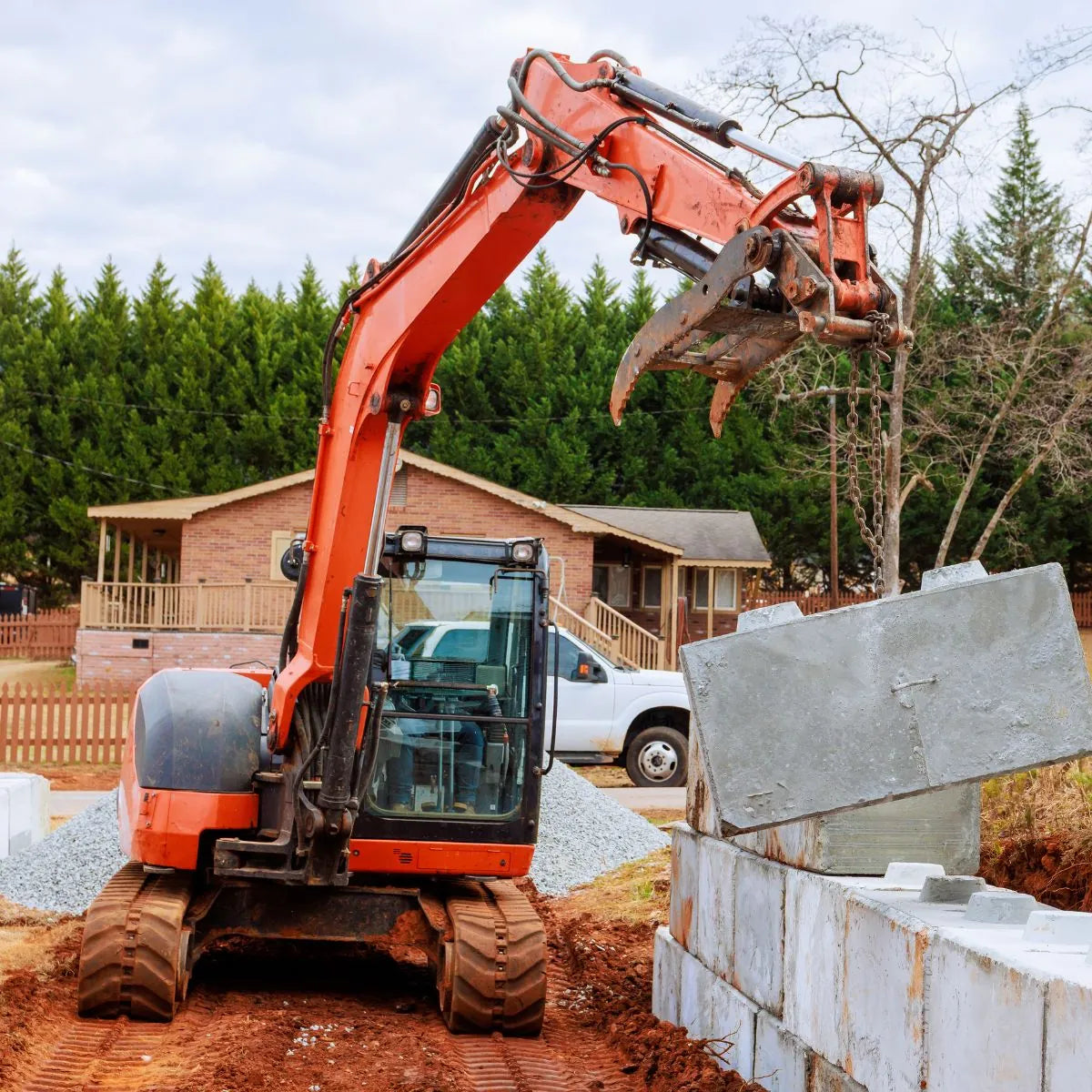 Rubber tracks delivered to Greenville, NC