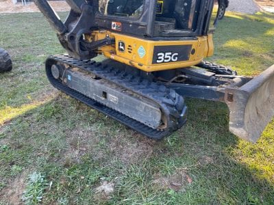 Rubber track replacement parts and equipment