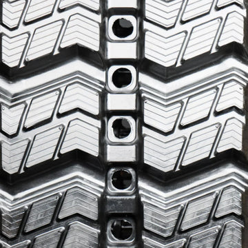 400x86x52 Z-Max heavy duty CTL rubber track - tread close-up