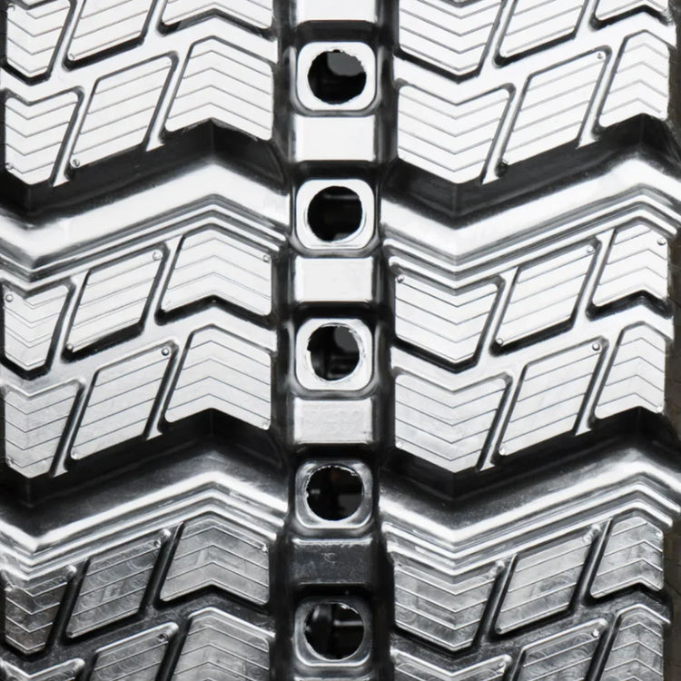 400x86bx52 rubber track — tread close-up