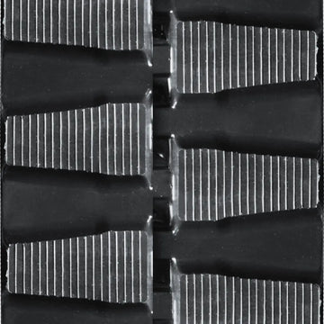 450x71x82 mini excavator rubber track close-up
