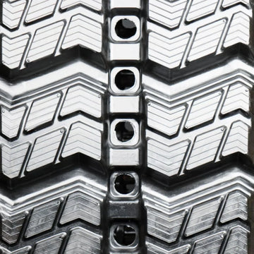 450x86x52 Z Max Rubber Track – tread close-up