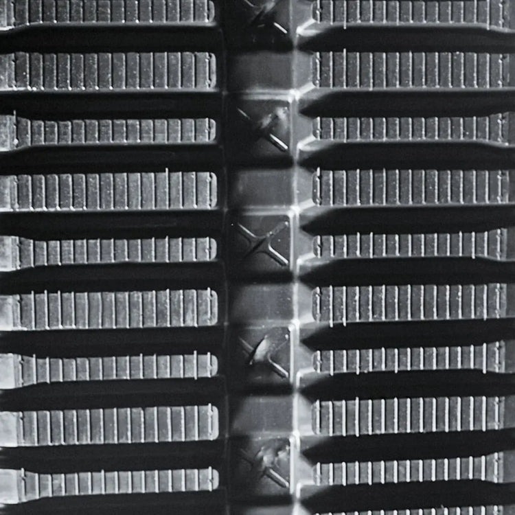 450x86Bx56 Multi-Bar Rubber Track Tread Close-Up