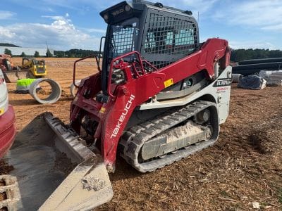 Rubber track replacement parts and equipment