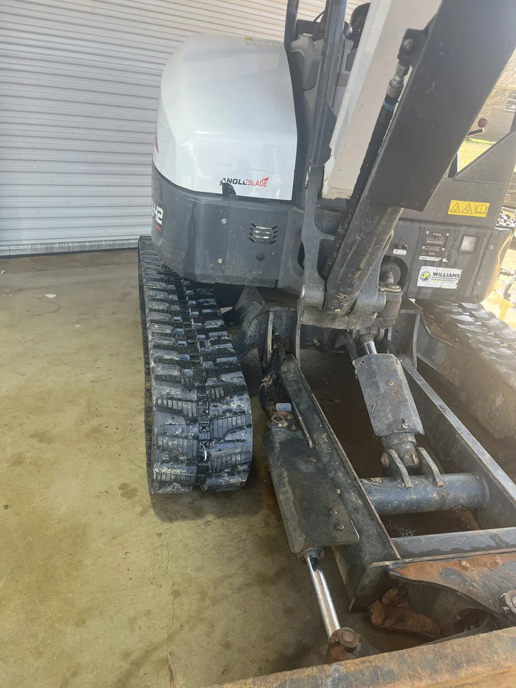 Bobcat E42 — Rubber Tracks