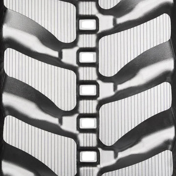 Bridgestone 450x81Wx76 MX rubber track — tread detail