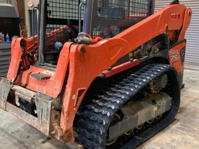 Kubota SVL75-2 — Thomas Bush