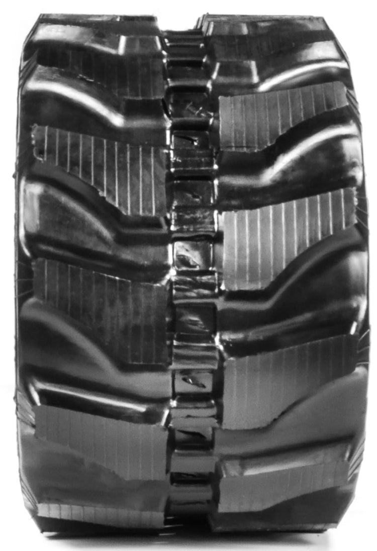 250x48Bx67 Directional Rubber Track Close-Up