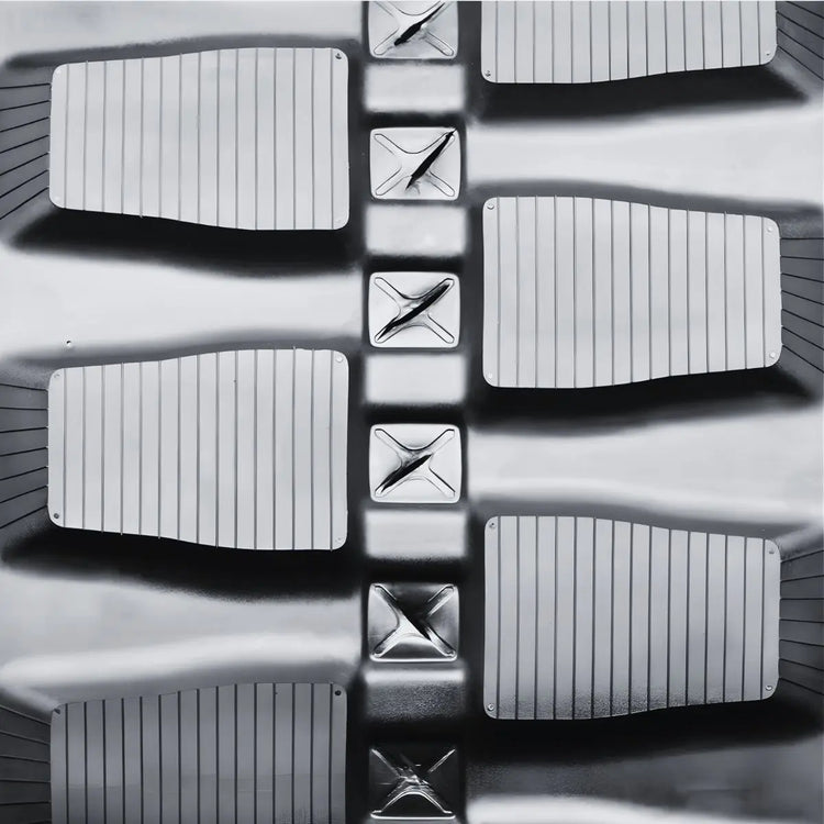 450x86Bx56 Staggered Block Rubber Track Tread Close-Up